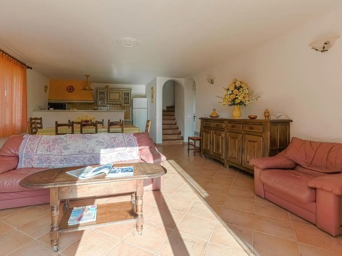 Amazing Holiday Home In Bormes Les Mimosas With Pool Francia